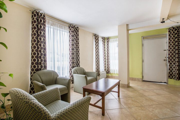 Rodeway Inn Laurens