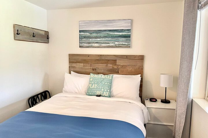 Room 93 of 144