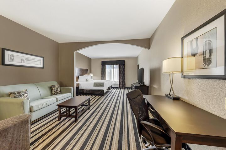 Best Western Plus Sand Bass Inn & Suites