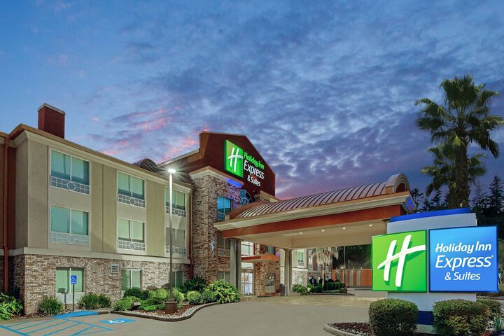 Hotel 2 of 34
