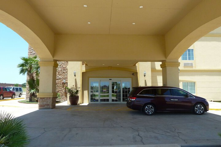 Hotel 5 of 65