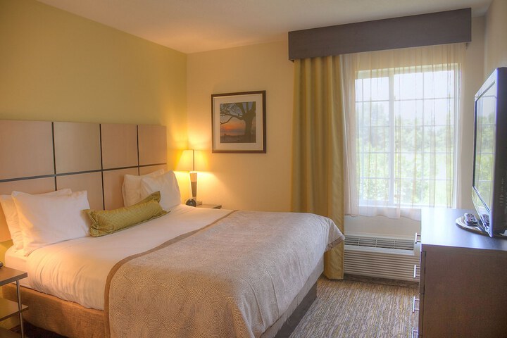 Room 16 of 22