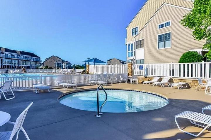 Bayville Shores --- 35729 Coleman Ave