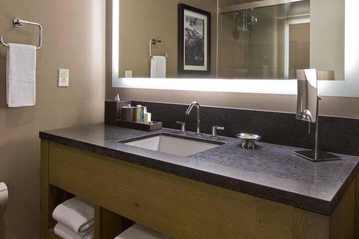 Hyatt Regency Lake Tahoe Resort Spa and Casino