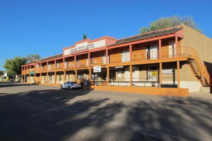 Stage Stop Inn