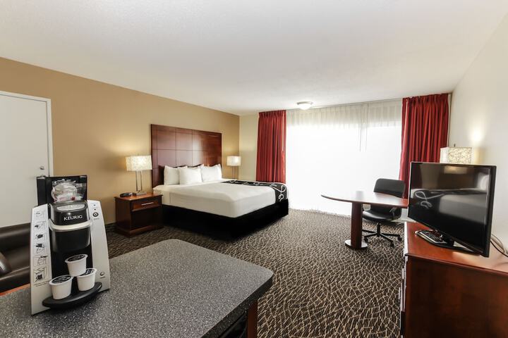 Room 11 of 35
