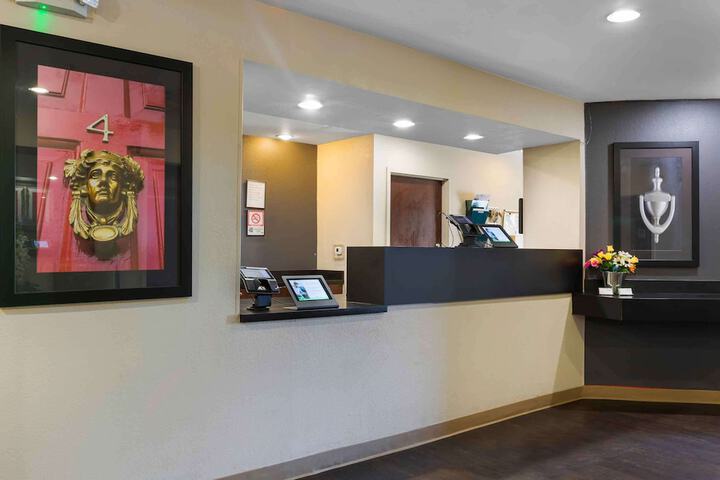Hotel Interior 9 of 26