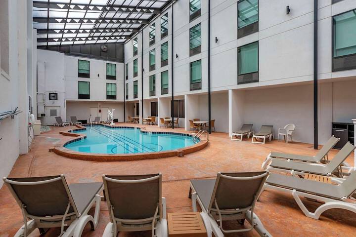 Pool 5 of 46