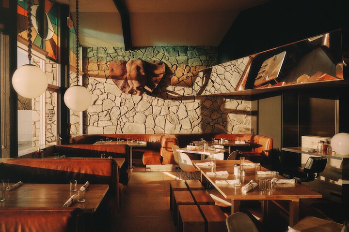 Dining 59 of 79