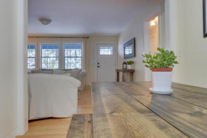 Barlow Bungalow