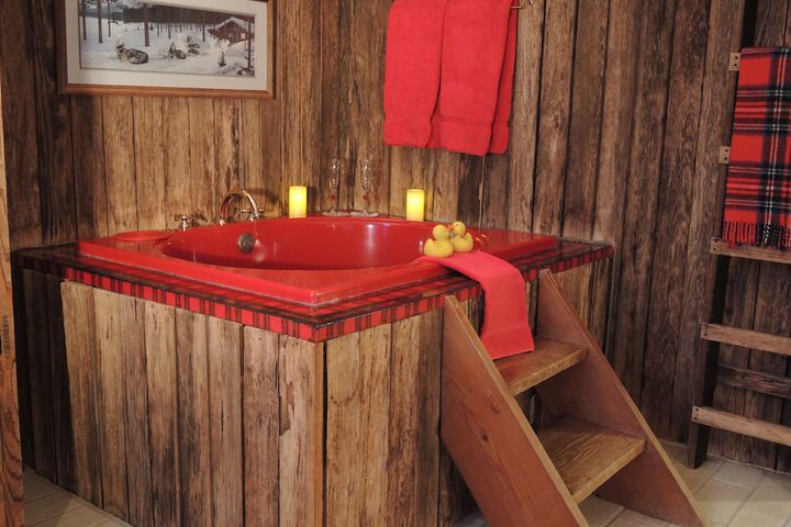 Hot Tub 102 of 144