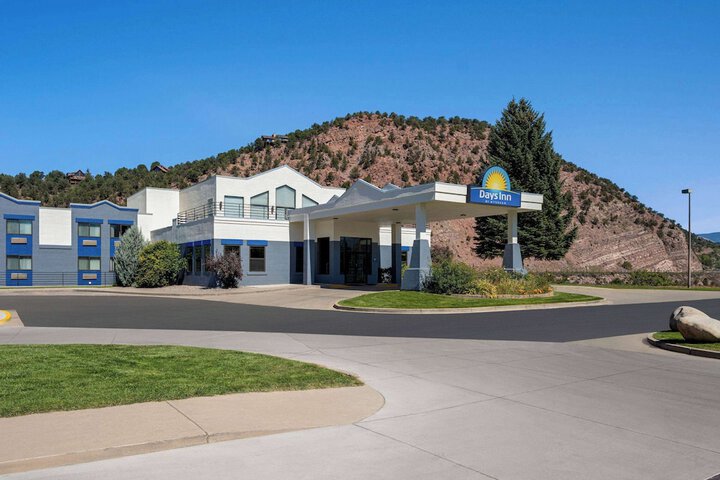Days Inn by Wyndham Carbondale