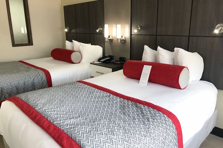 Ramada by Wyndham Suites Orlando Airport