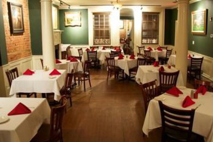 Publick House Restaurant and Country Inn