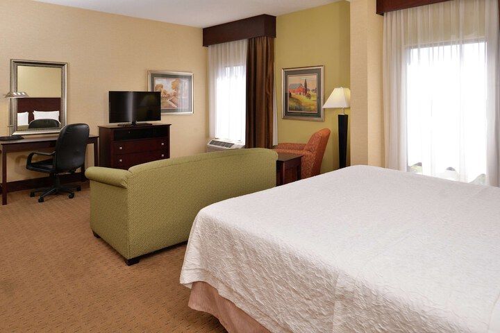 Hampton Inn Staunton
