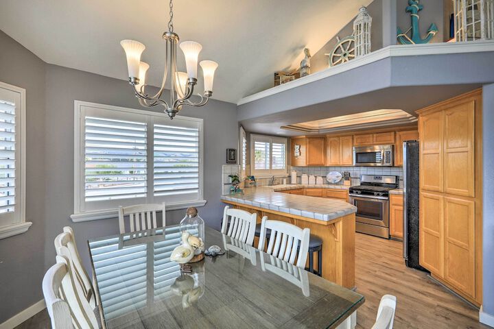 Ideally Located Ocean Escape Near Beach & Wineries