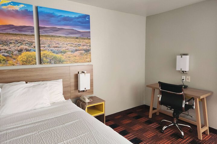 Room 19 of 42