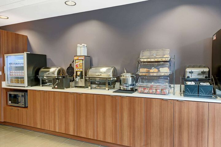 Breakfast/Coffee Service 13 of 16