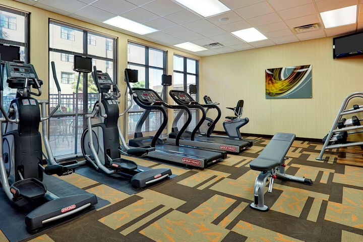 Courtyard by Marriott Phoenix North / Happy Valley