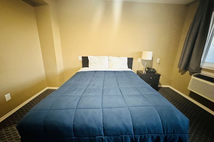 Room 15 of 27