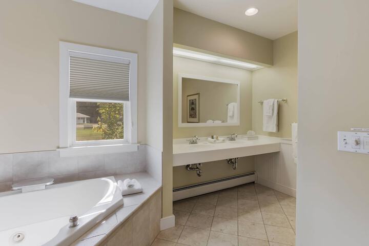 The Palmer House Resort an Ascend Collection Hotel