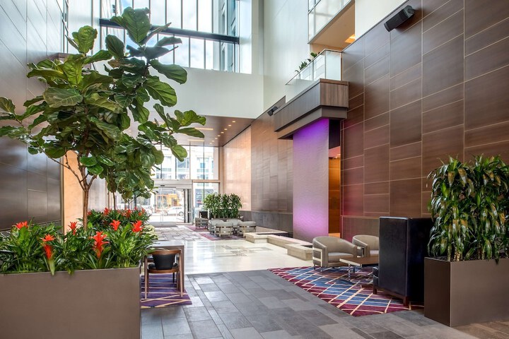 Hotel Interior 26 of 131