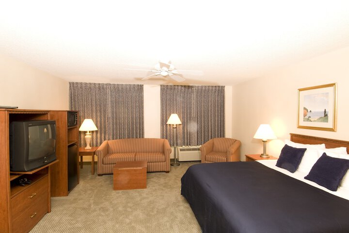 Room 10 of 19