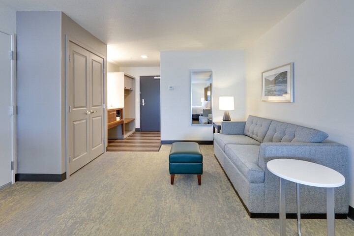 Room 32 of 44