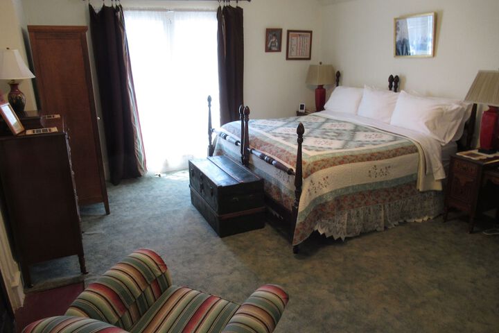 Room 56 of 64