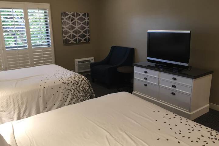 Room 21 of 37