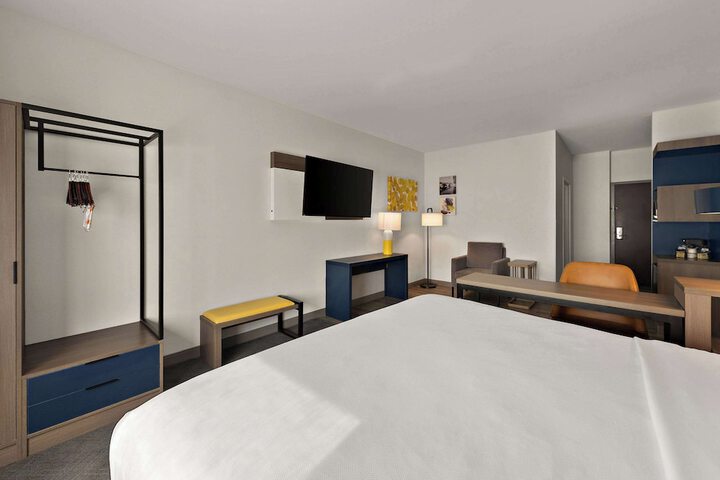 Comfort Suites Columbus East Broad
