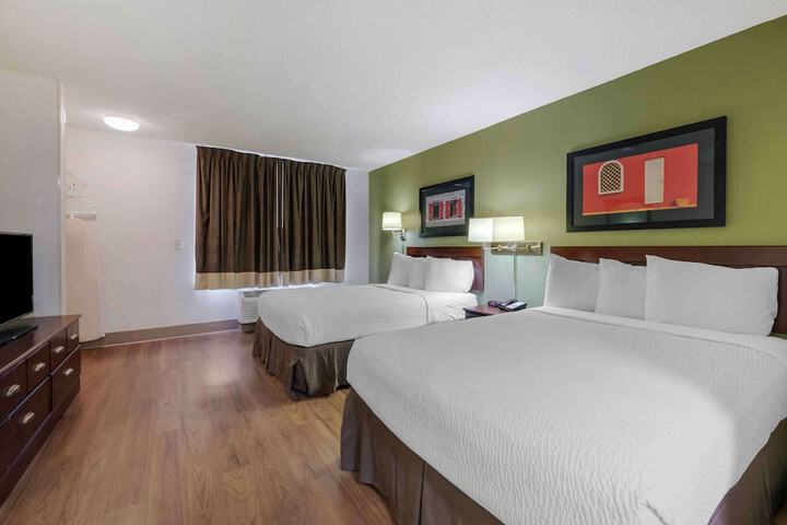 Room 17 of 30