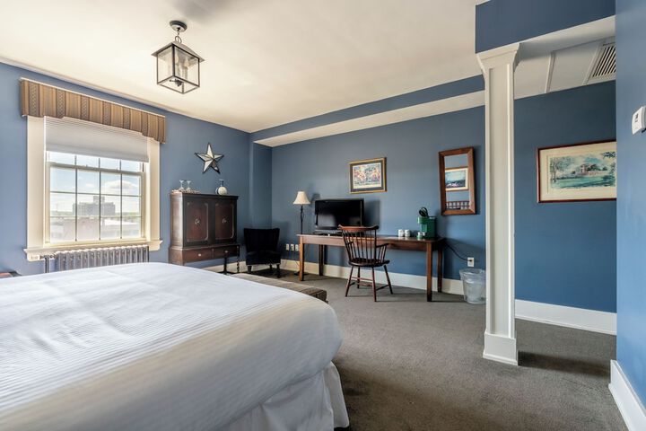 Inn on Broadway