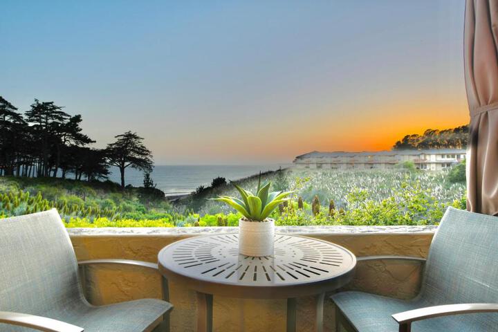 Royal Villa - Ocean View - Heated Pools - SEASCAPES BEST 1 BEDROOM - 3 BEDS - End Unit