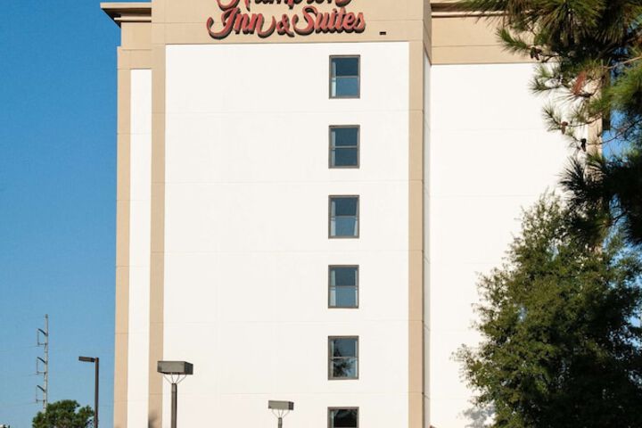 Hampton Inn & Suites Jackson-Coliseum