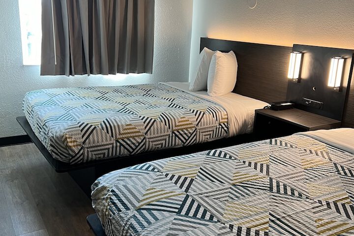 Room 31 of 34