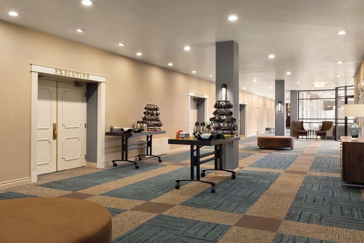 Delta Hotels by Marriott Helena Colonial