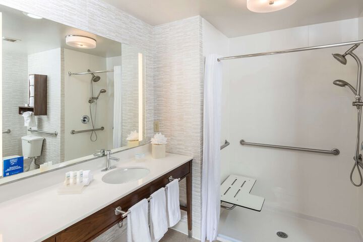 Homewood Suites by Hilton Philadelphia / Mt. Laurel