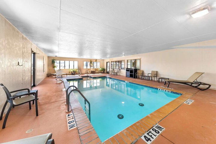 Pool 2 of 34