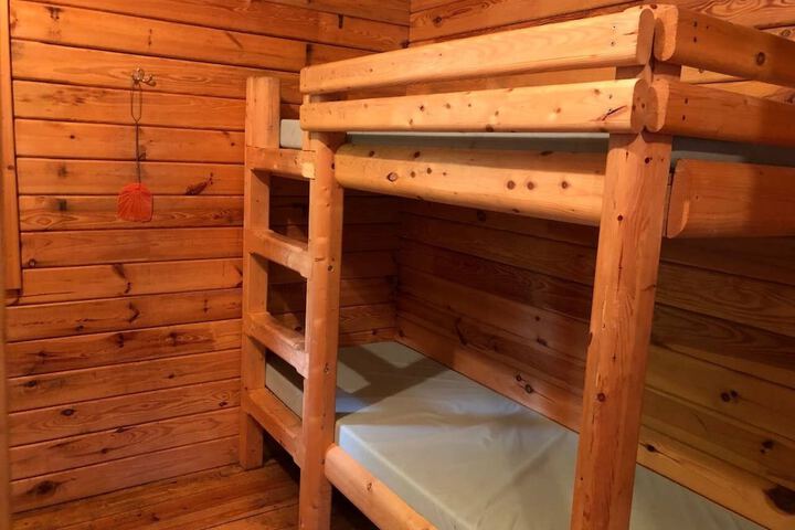 Room 97 of 119