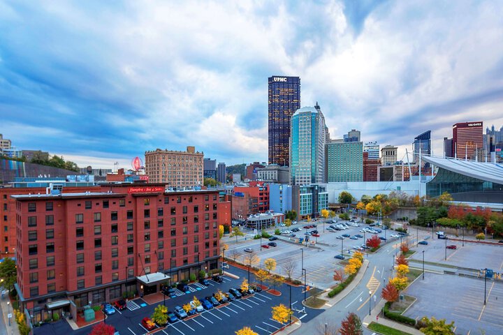 Hampton Inn & Suites Pittsburgh-Downtown