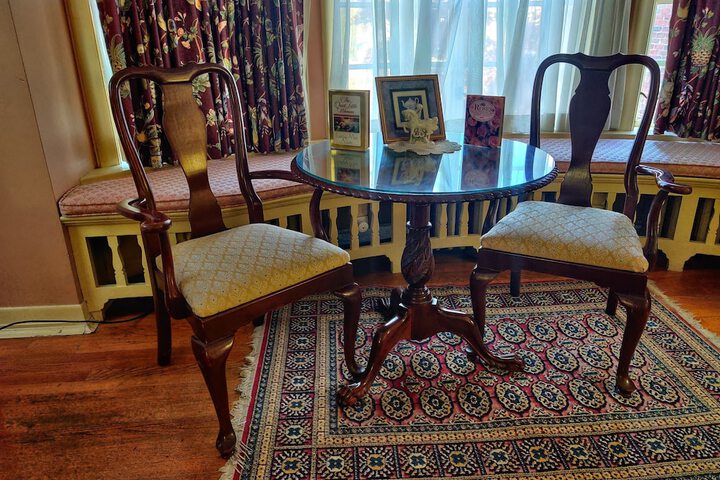 Montague Inn