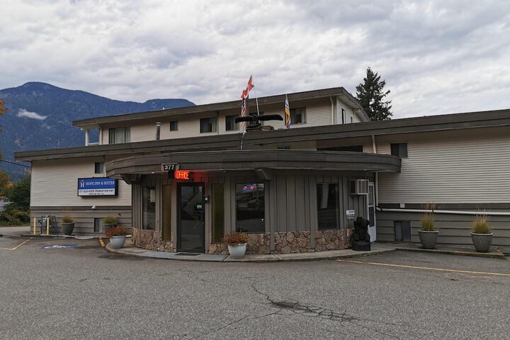 Hope Inn and Suites