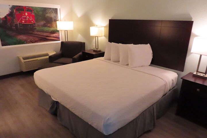 Room 21 of 25