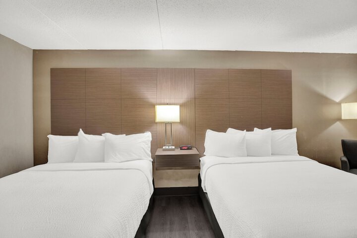 Superior Inn Hotel and Conference Centre Thunder Bay