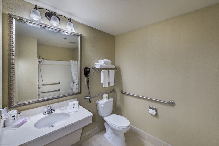 Country Inn & Suites by Radisson Greeley, CO