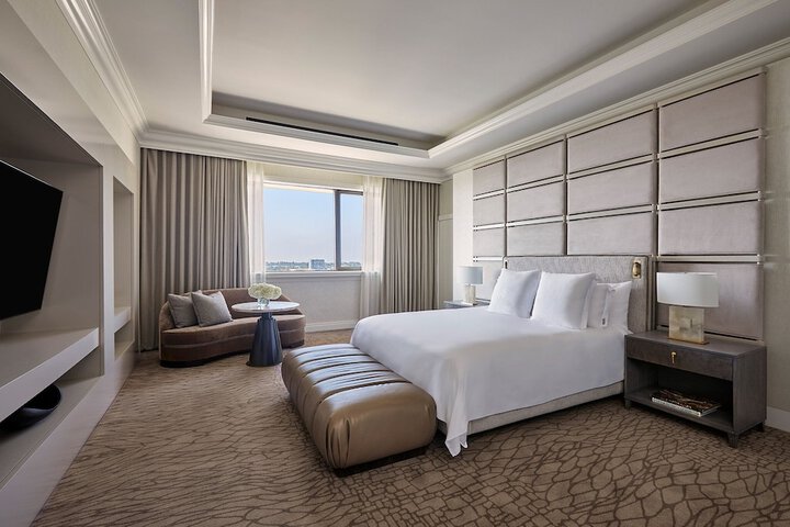 Beverly Wilshire Beverly Hills, a Four Seasons Hotel