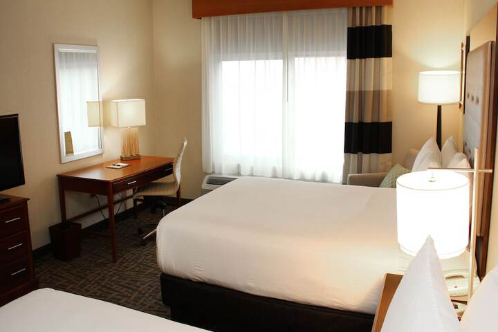 Wyndham Garden Buffalo Downtown