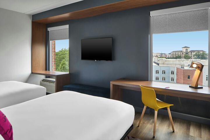 Aloft by Marriott Raleigh