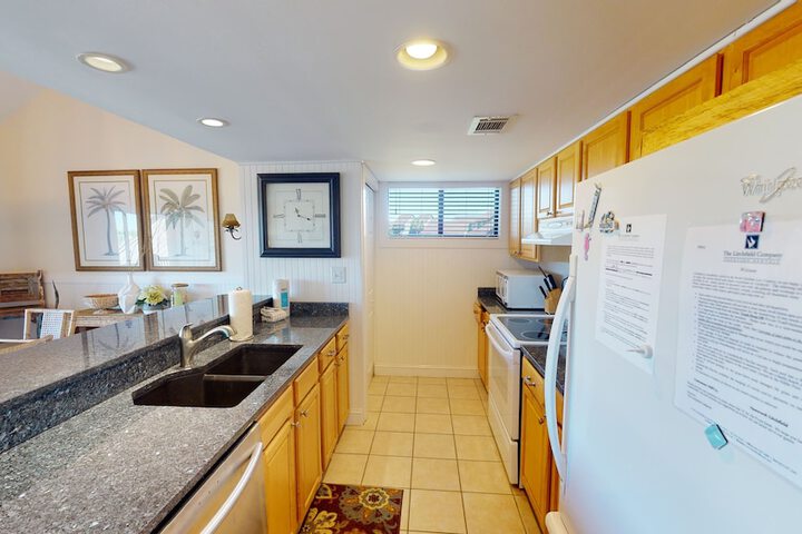 Litchfield Beach & Golf Resort